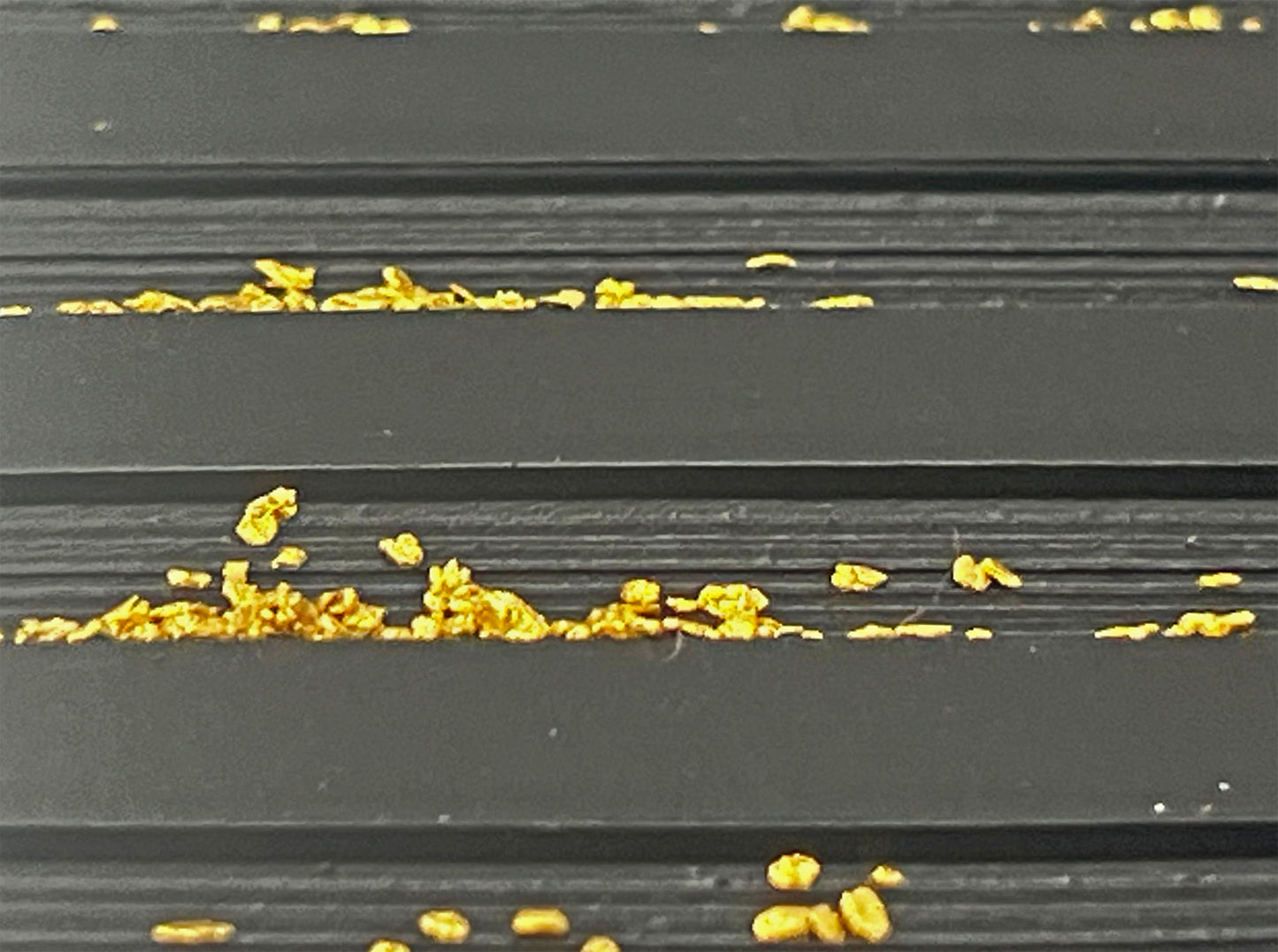 Sluice box rubber V matting; gold sluice mat for fine gold recovery set; gold prospecting supplies; precut trimmable size selection, black/green color, mini rib/micro rib pattern