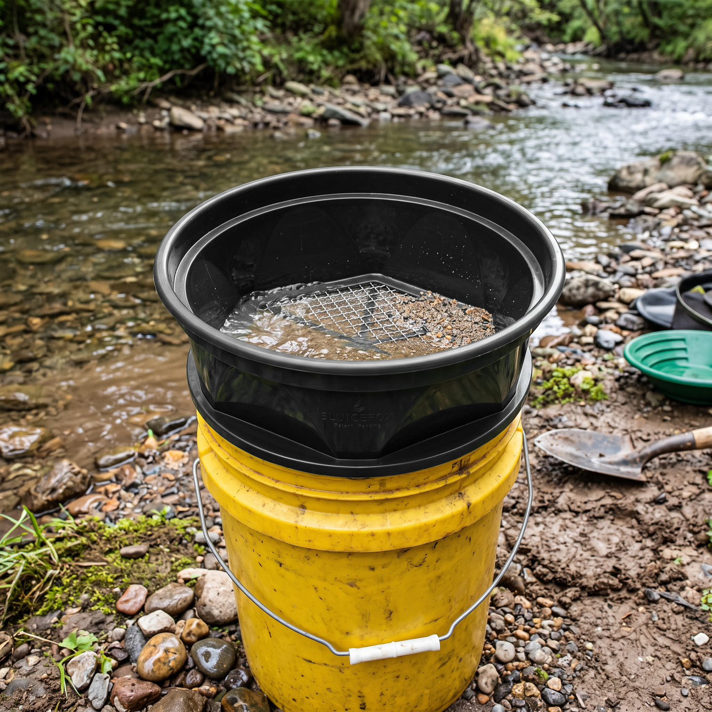 Sluice Fox 10-Piece Gold Panning Kit with 31" Sluice