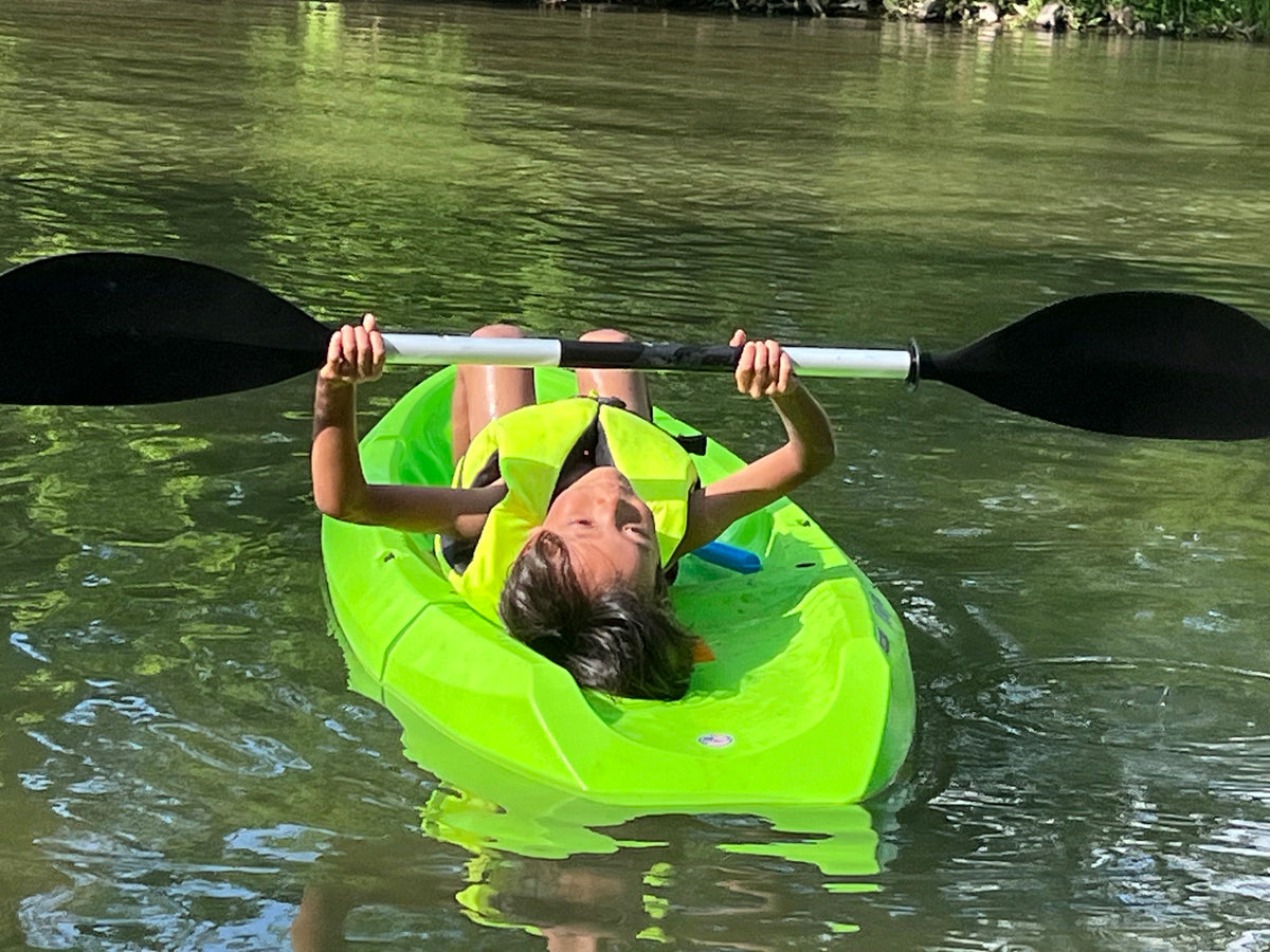 Kids Kayak Paddle for River Tubing and Water Adventures | Double-Sided Oars Ideal for Young Paddlers or on River Runs, Lakes, and Streams | Lightweight, Easy-to-Use