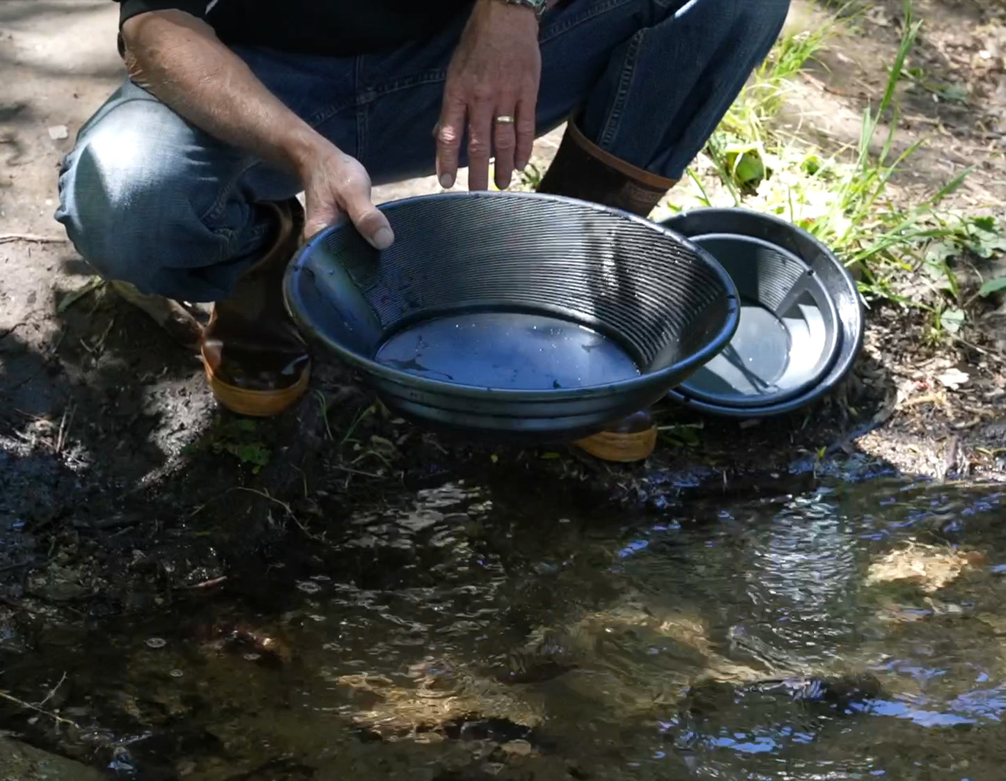 Sluice Fox Spiral Gold Pan with Vanishing Riffle