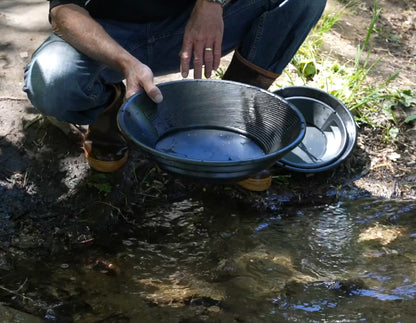 Sluice Fox Spiral Gold Pan with Vanishing Riffle