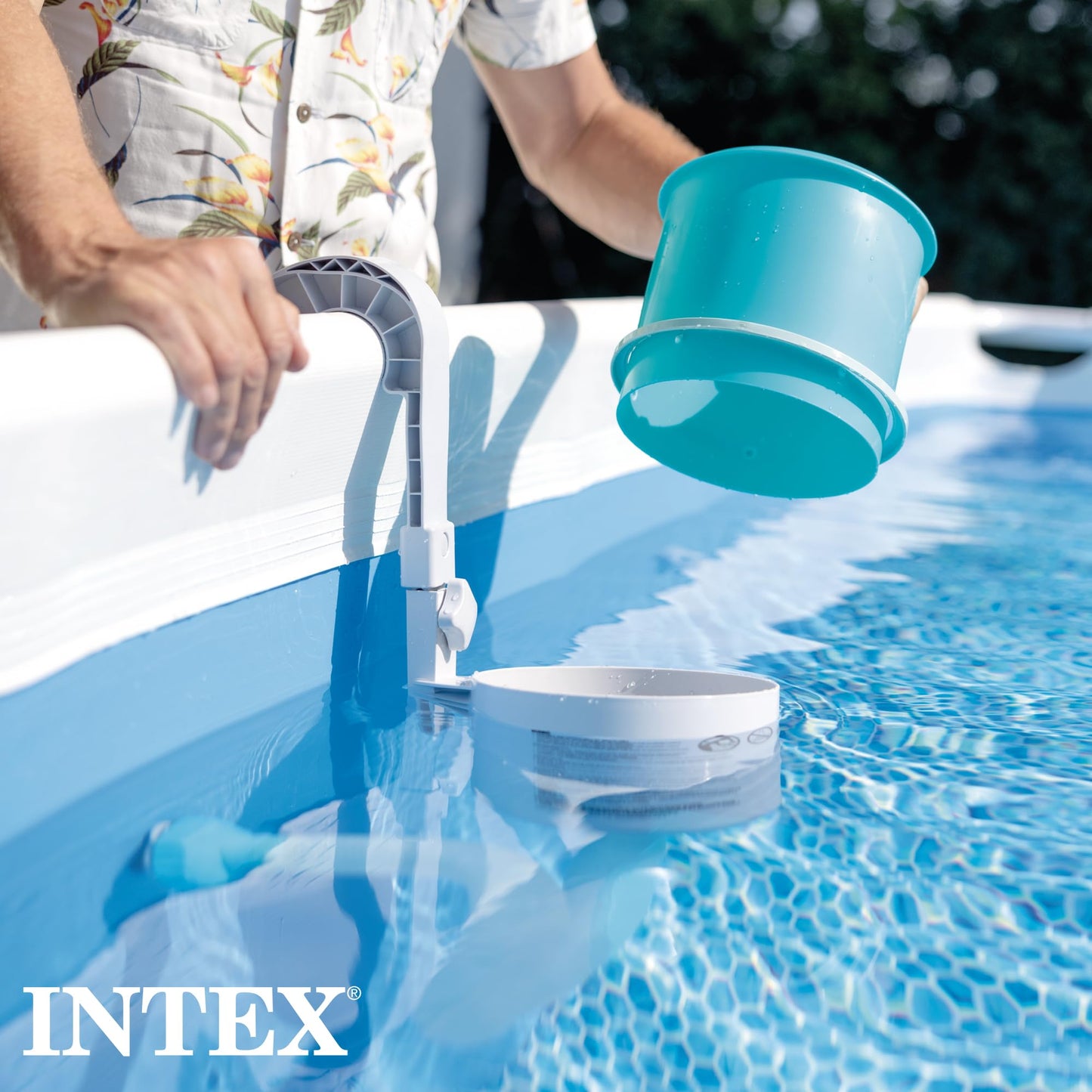 Intex Deluxe Wall Mount Surface Skimmer