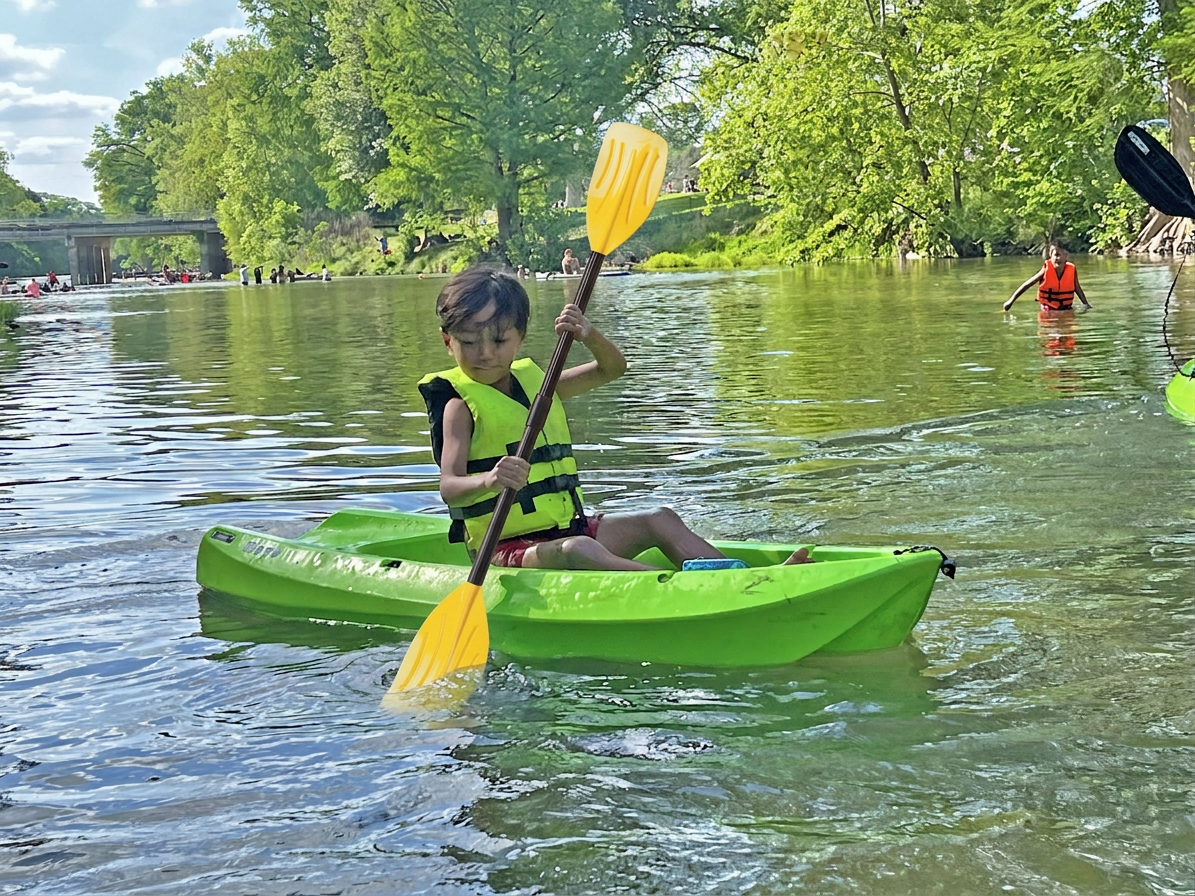Kids Kayak Paddle for River Tubing and Water Adventures | Double-Sided Oars Ideal for Young Paddlers or on River Runs, Lakes, and Streams | Lightweight, Easy-to-Use